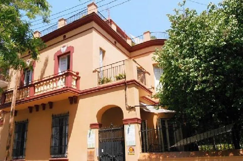 Garden House Hostel Barcelona By Feetup Hostels